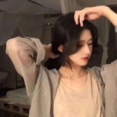 沉默一瞬